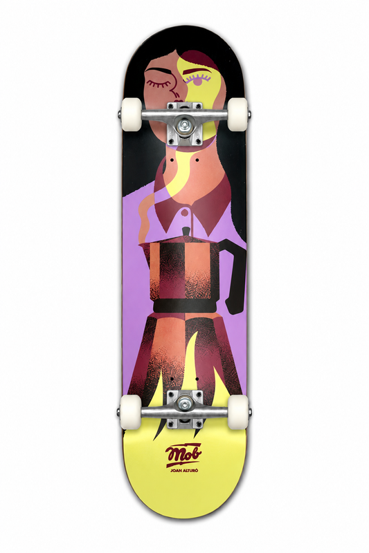 Mob Skateboards Coffee Complete 8.25" mit Polster-Trucks und MOB Wheels 53mm 99A