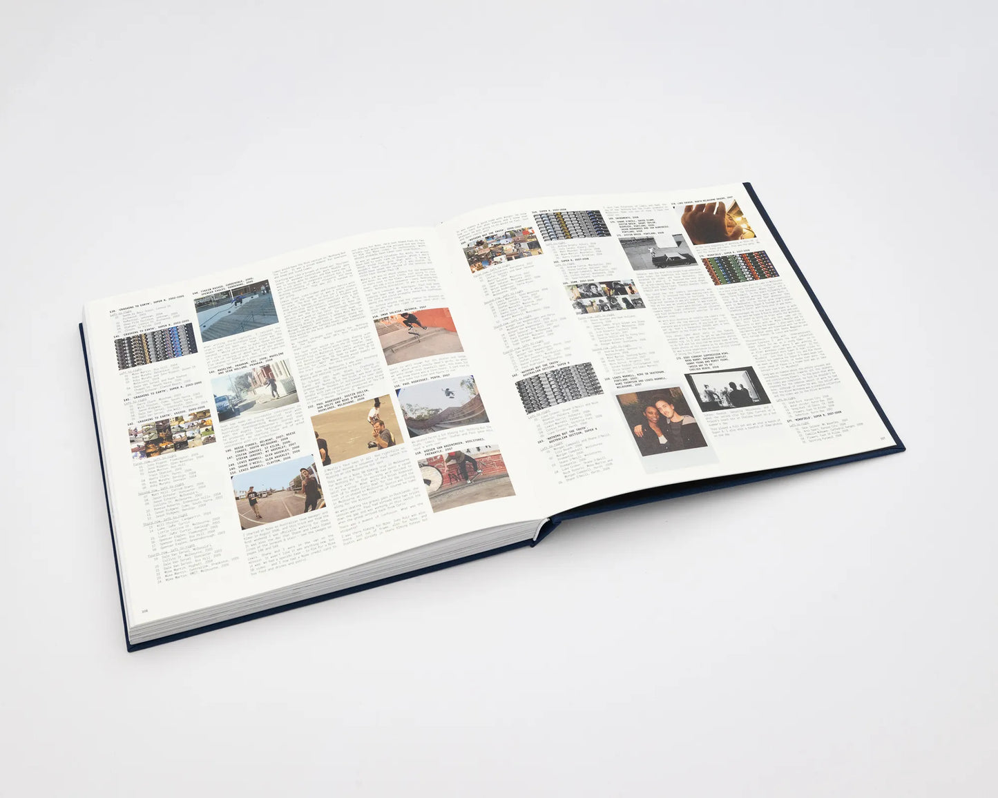 Pause by Chris Middlebrook Book