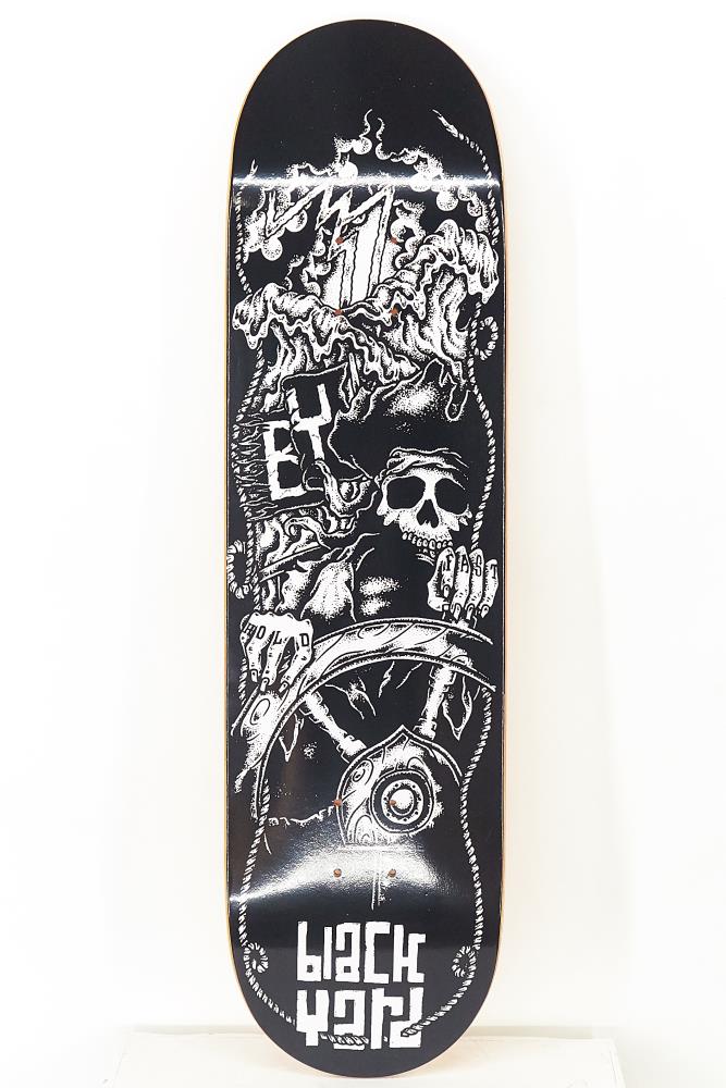 Blackyard Skull Captain 2 Deck Black