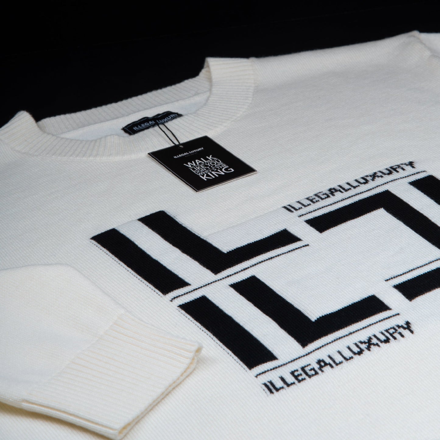 Illegal Luxury – Sweater No.4