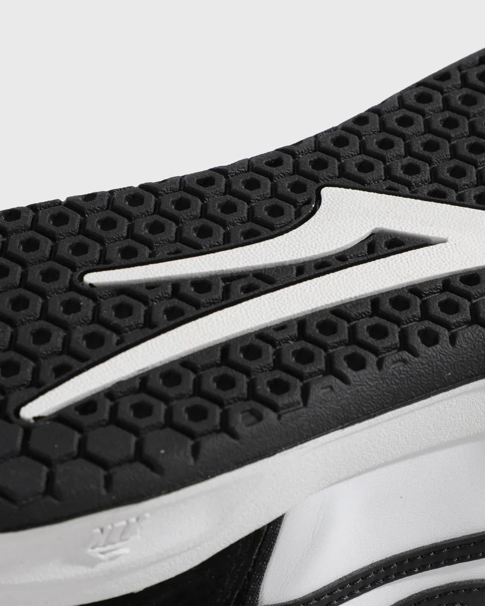 Telford Low - Black/White Leather