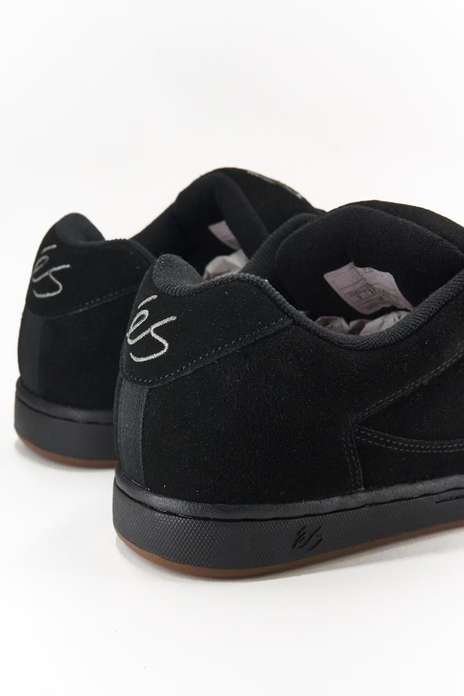 éS Accel OG Black