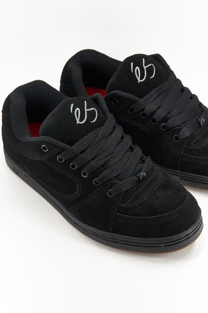 éS Accel OG Black