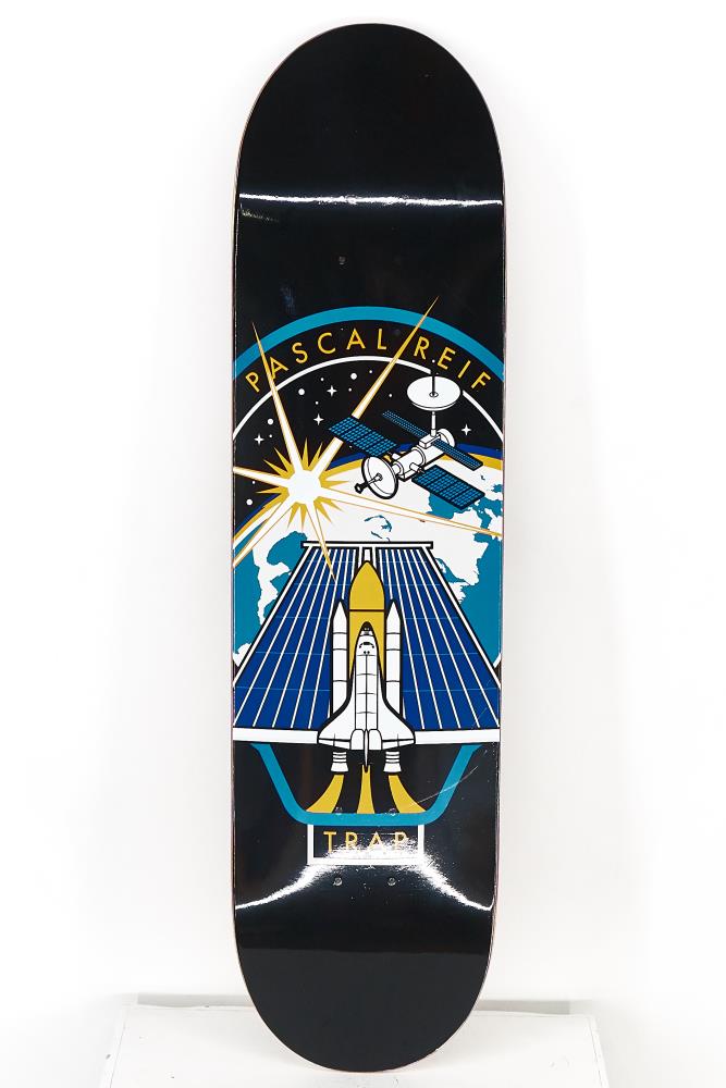 Trap Space Tire Deck Black