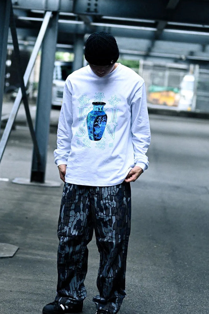 Evisen Vase Logo Long Sleeve White