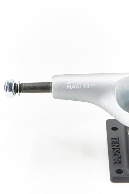 Tensor Truck Reg. Mag Light Reflect Silver Black