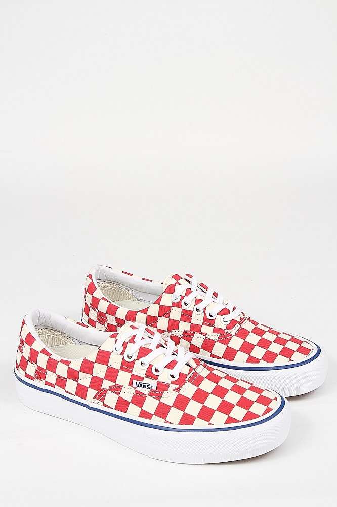 vans era checker